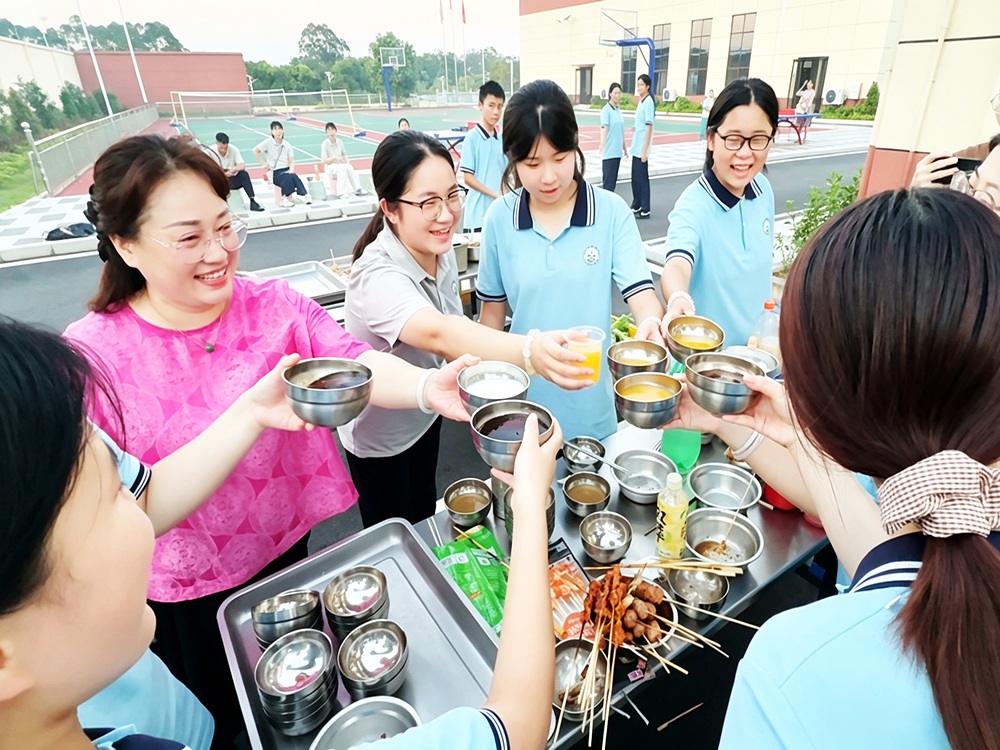 珠海附近孩子叛逆学校怎么联系